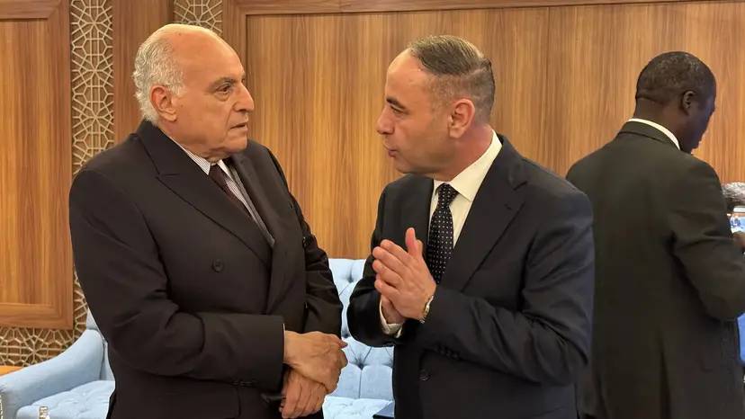M. Attaf s'entretient avec le chargé de la gestion du ministère libyen des Affaires étrangères à Djeddah